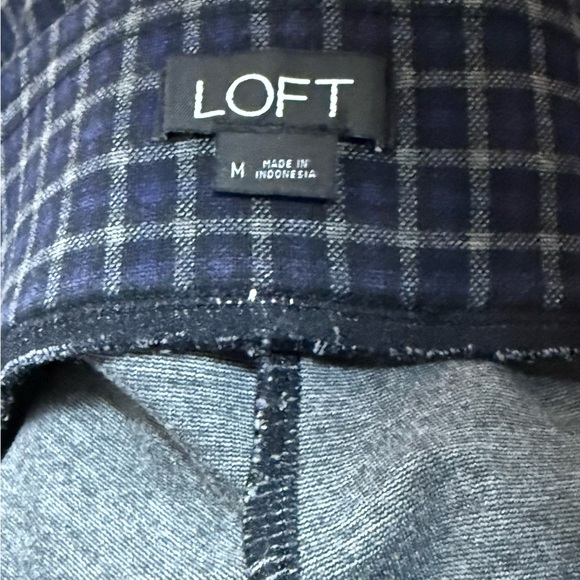 LOFT Pants - Picture 3 of 4